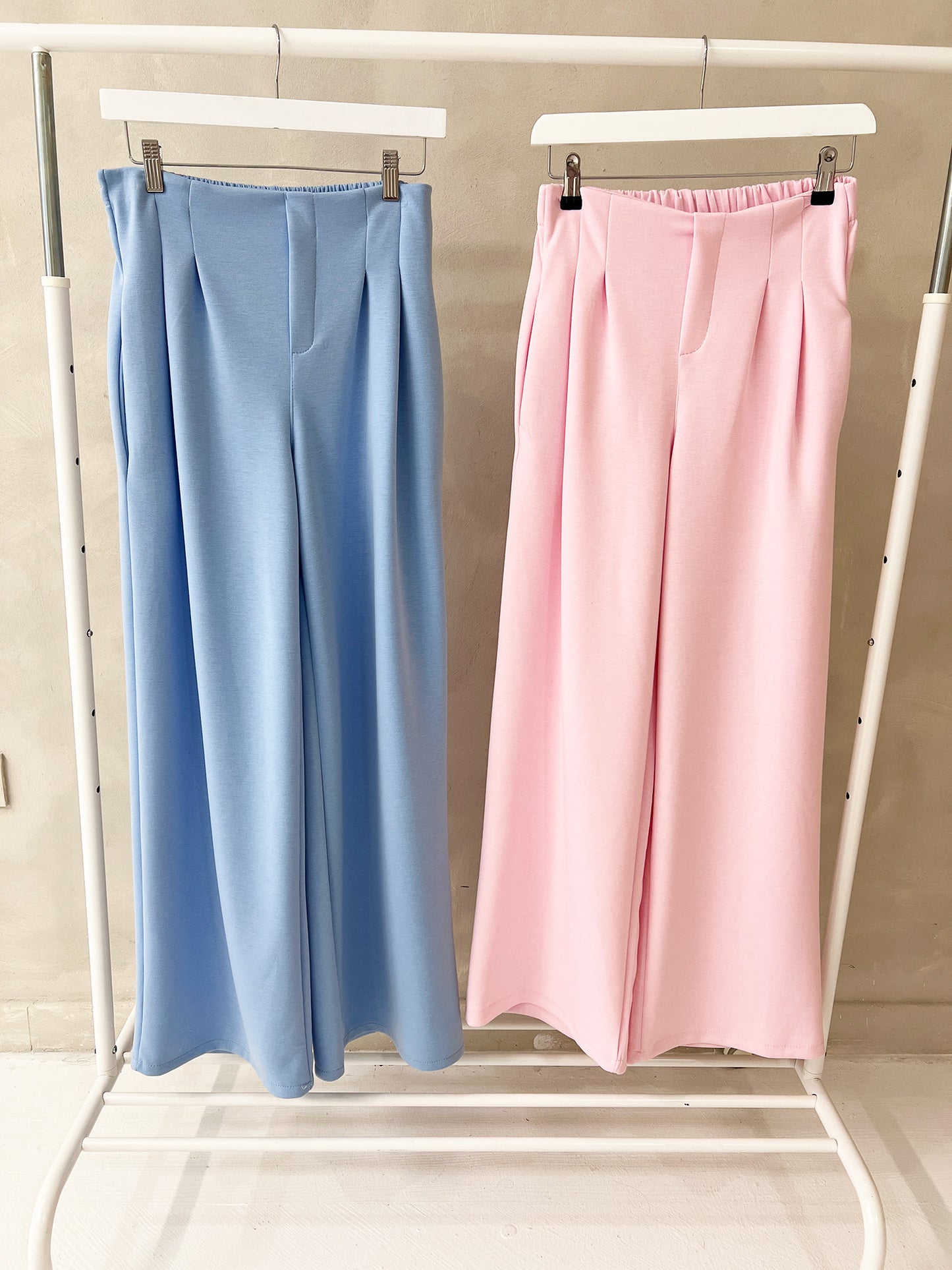 HIGH WAISTED WIDE LEG TROUSERS IN PINK - Angeleene