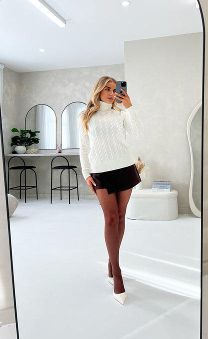 HIGH NECK CABLE KNIT TOP IN WHITE - Angeleene