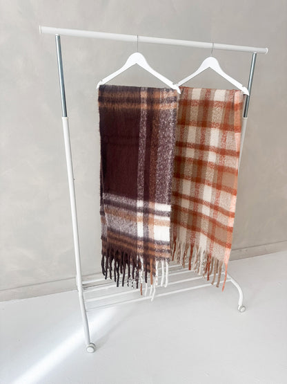 CHECKED HEAVYWEIGHT SCARF IN BROWN - Angeleene