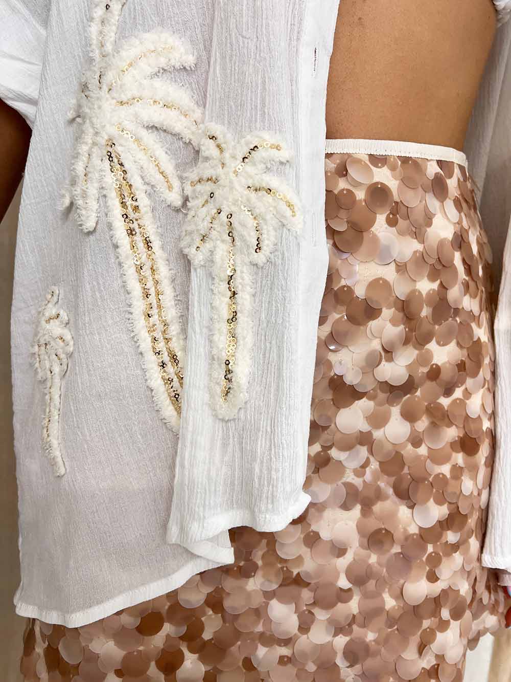 EMBROIDERED COTTON OVERSIZED SHIRT IN WHITE