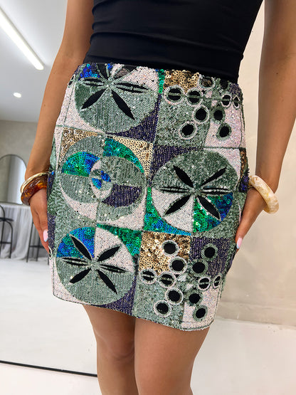 SEQUIN PRINT MINI SKIRT IN GREEN